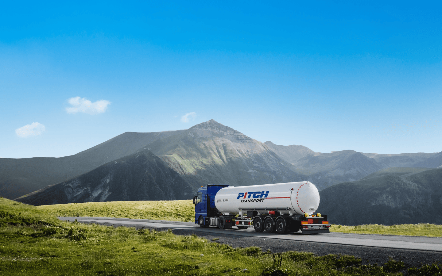 PITCH GROUP fuel tanker truck